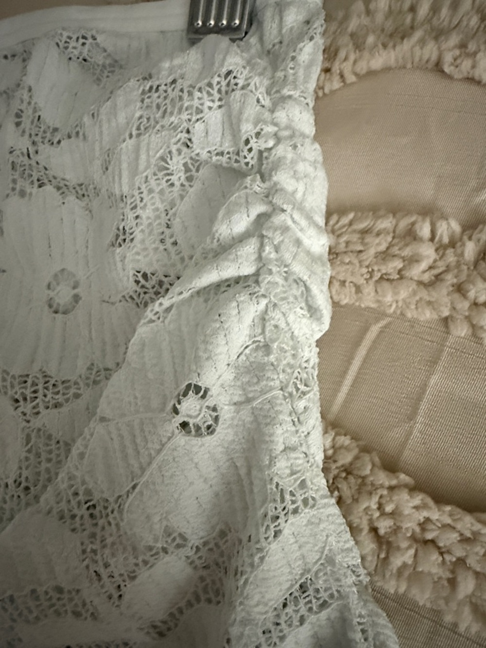 White Crochet Cold Shoulder Tank Top with matching Shorts. - Picture 4 of 6